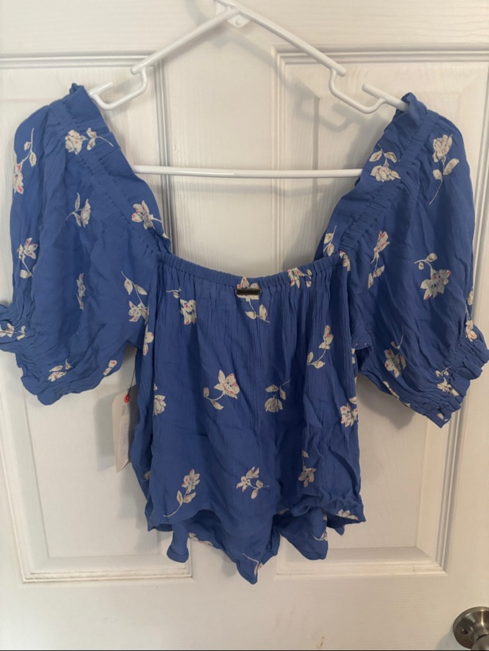 Billabong Blue Floral Off-Shoulder Peasant Top - Picture 7 of 13